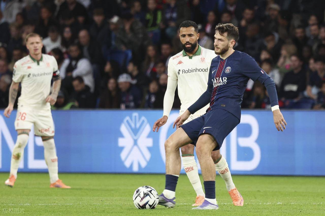 ayx体育官方网站-包含风云突变巴黎圣日耳曼赛前主帅复盘,NBA常规赛版图或变,引发热议,球队文化再被提及的词条-ayx体育官方网站